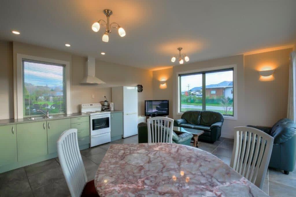 Apartament Cosy On Kingston Albert Town Zewnętrze zdjęcie